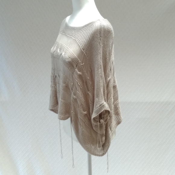 Banana Distressed Knitted Cover Up Flowy Top - Picture 3 of 7